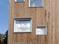 Kebony vertical clading installation